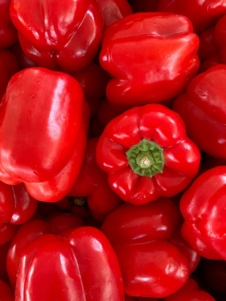 Red Capsicum - Per piece